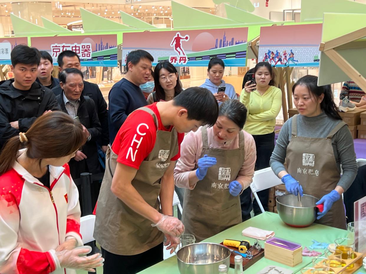 开云体育入口-包含精彩对抗赛掀起热潮，观众热情高涨的词条