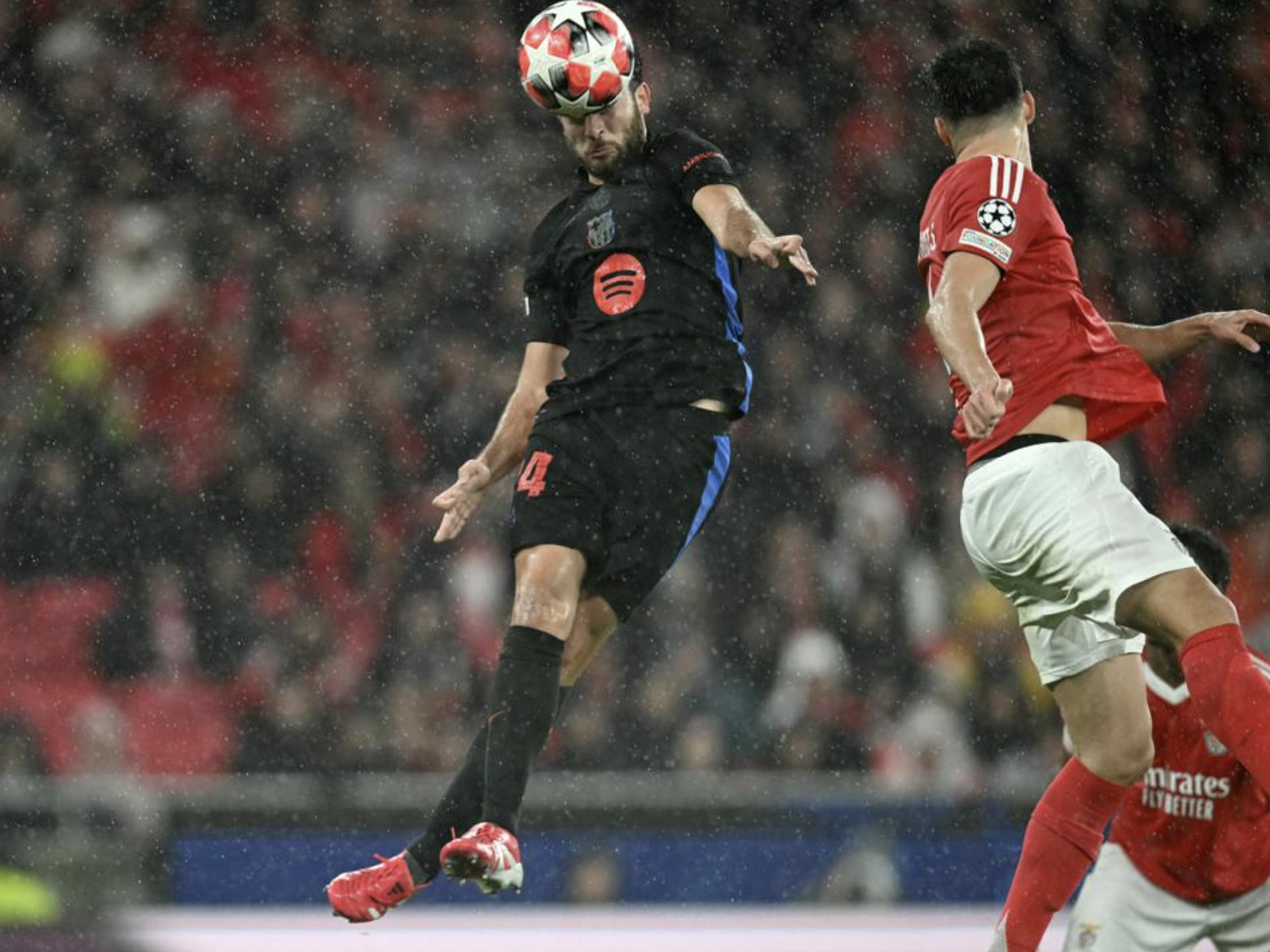 开云体育官网-巴萨告别淘汰，欧冠处境艰难的简单介绍