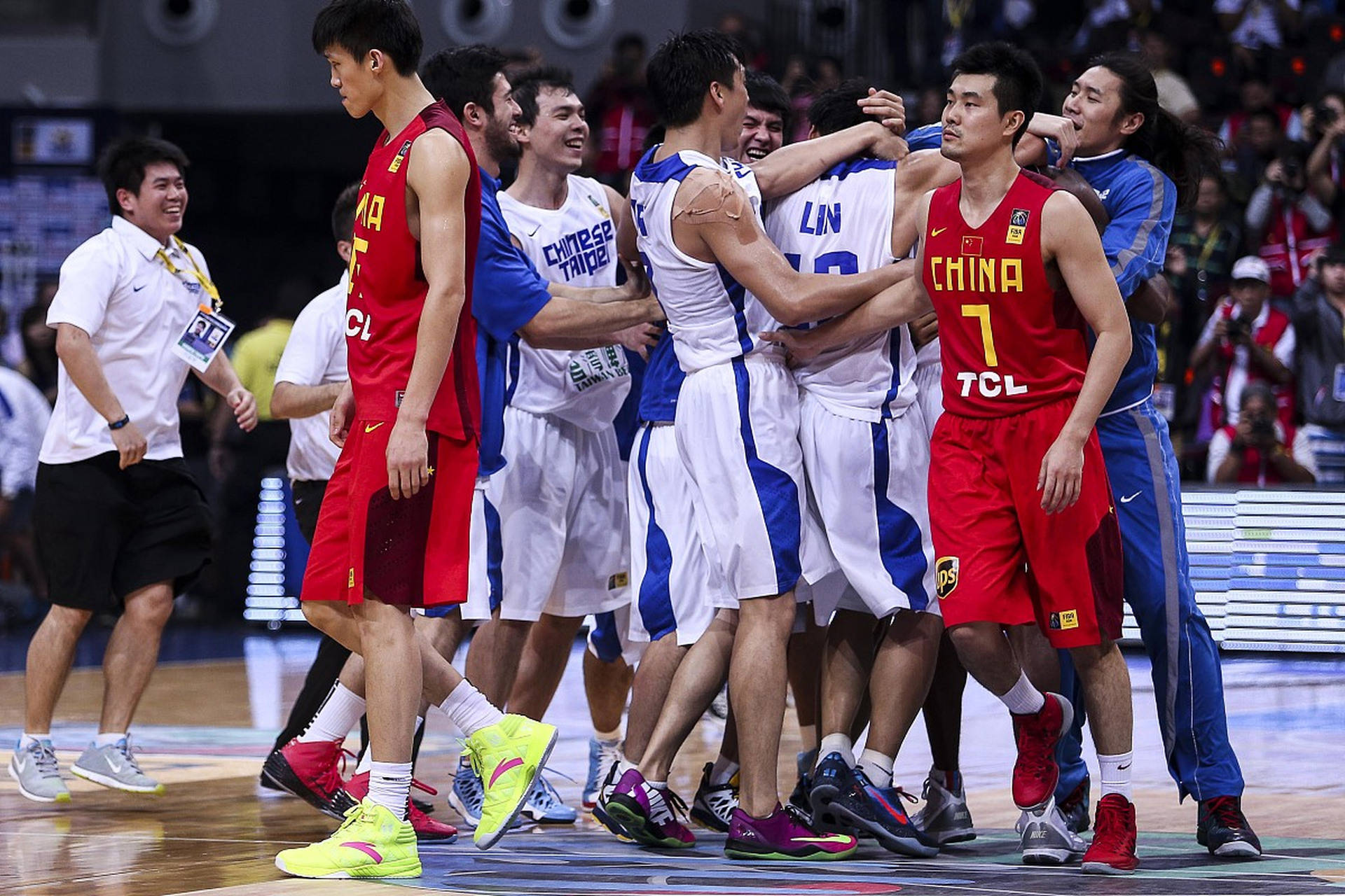 开云体育APP下载-亚太杯篮球邀请赛：菲律宾队大胜澳大利亚，晋级半决赛的简单介绍