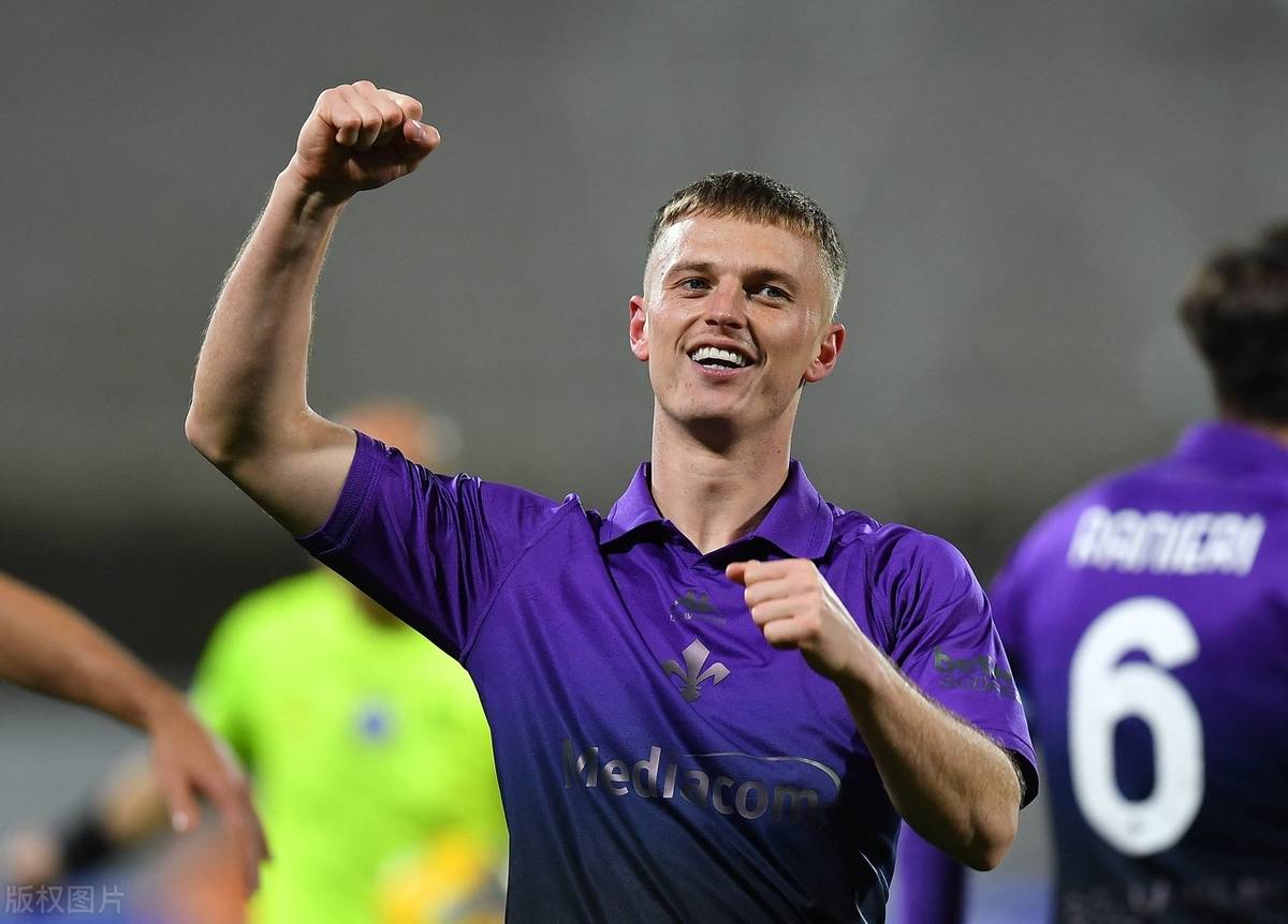 佛罗伦萨备战新赛季,期待真正崛起的简单介绍 佛罗伦萨备战新赛季,期待真正崛起的简单介绍