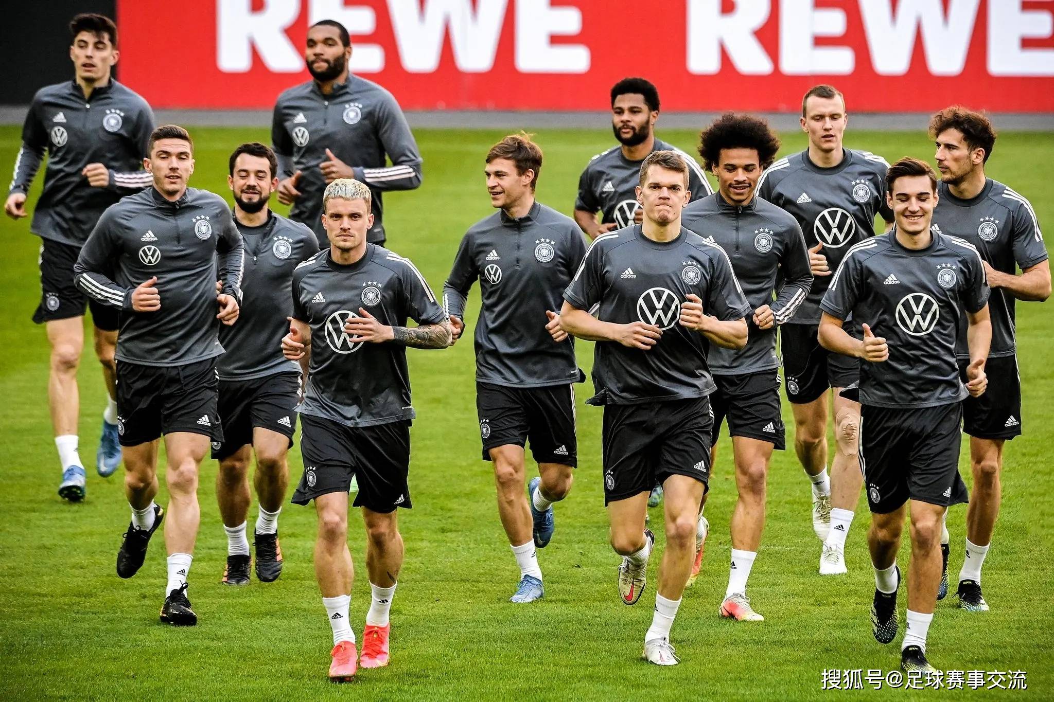 立陶宛队未能战胜乌克兰队,遗憾落败 立陶宛队未能战胜乌克兰队,遗憾落败