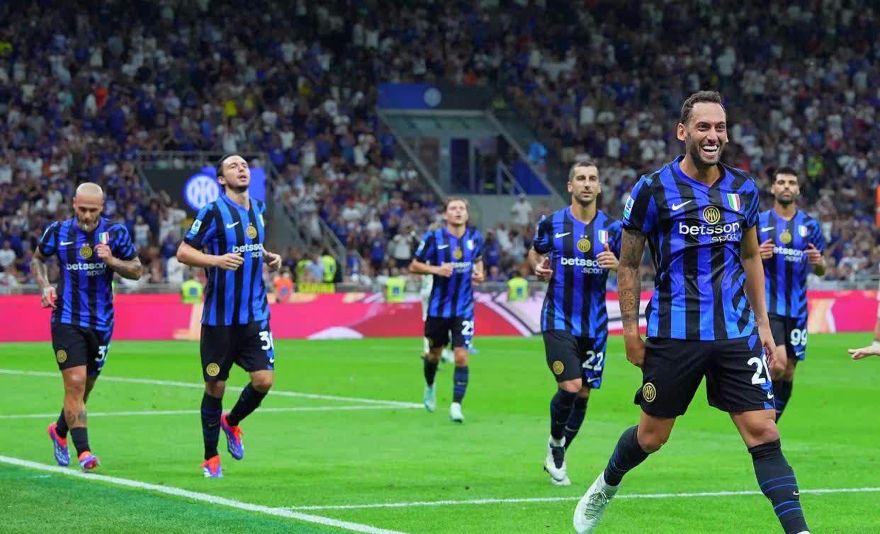 包含热刺意气风发，横扫劲敌夺得比赛胜利！的词条