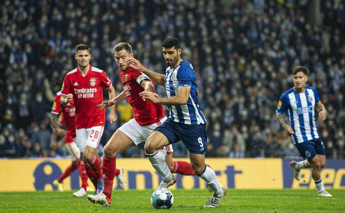 开云体育平台APP-奥萨苏纳击败皇家社会，稳住中游位置的简单介绍