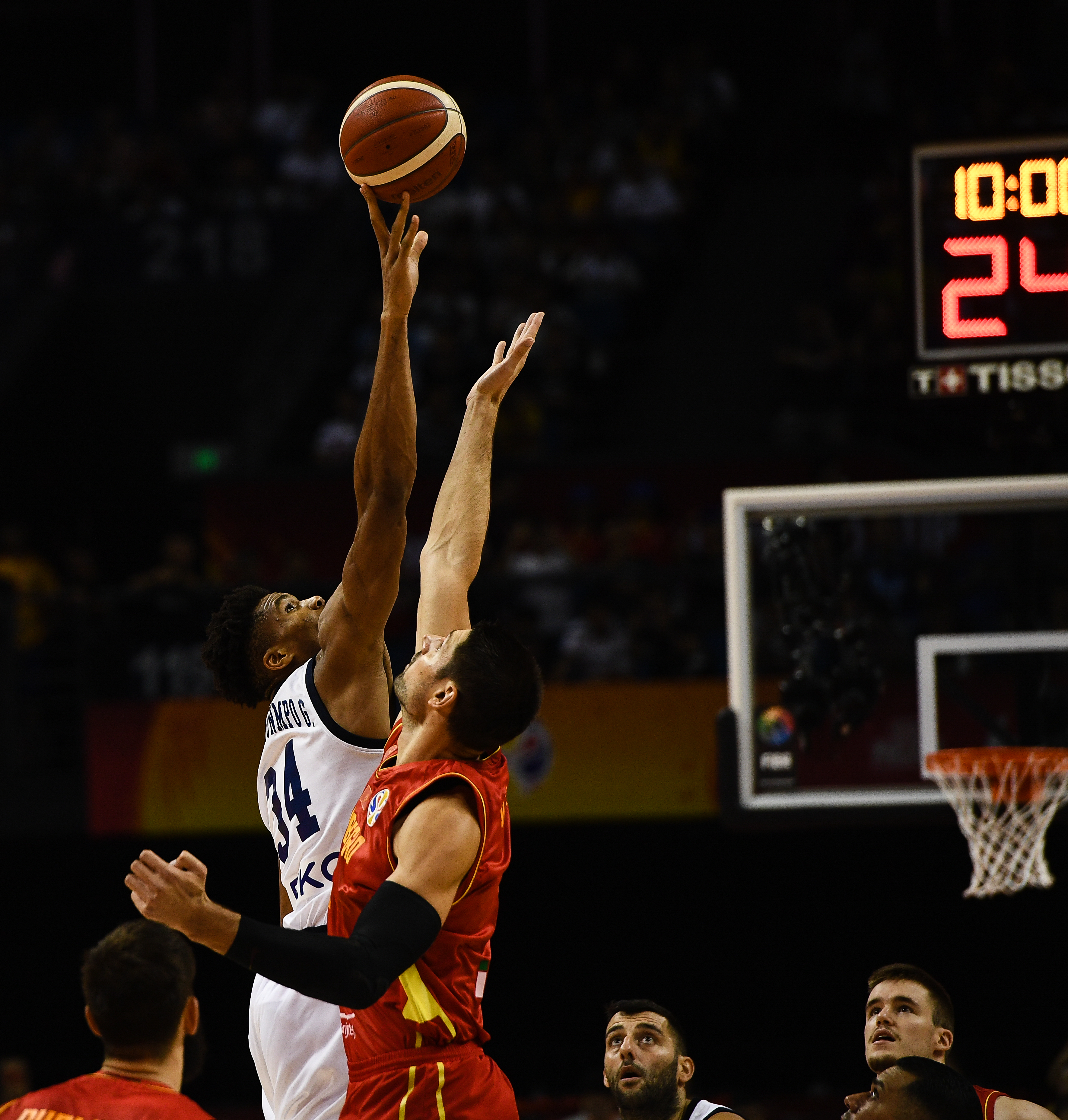 埃及队惊险淘汰希腊,欧锦赛梦想破灭 埃及队惊险淘汰希腊,欧锦赛梦想破灭