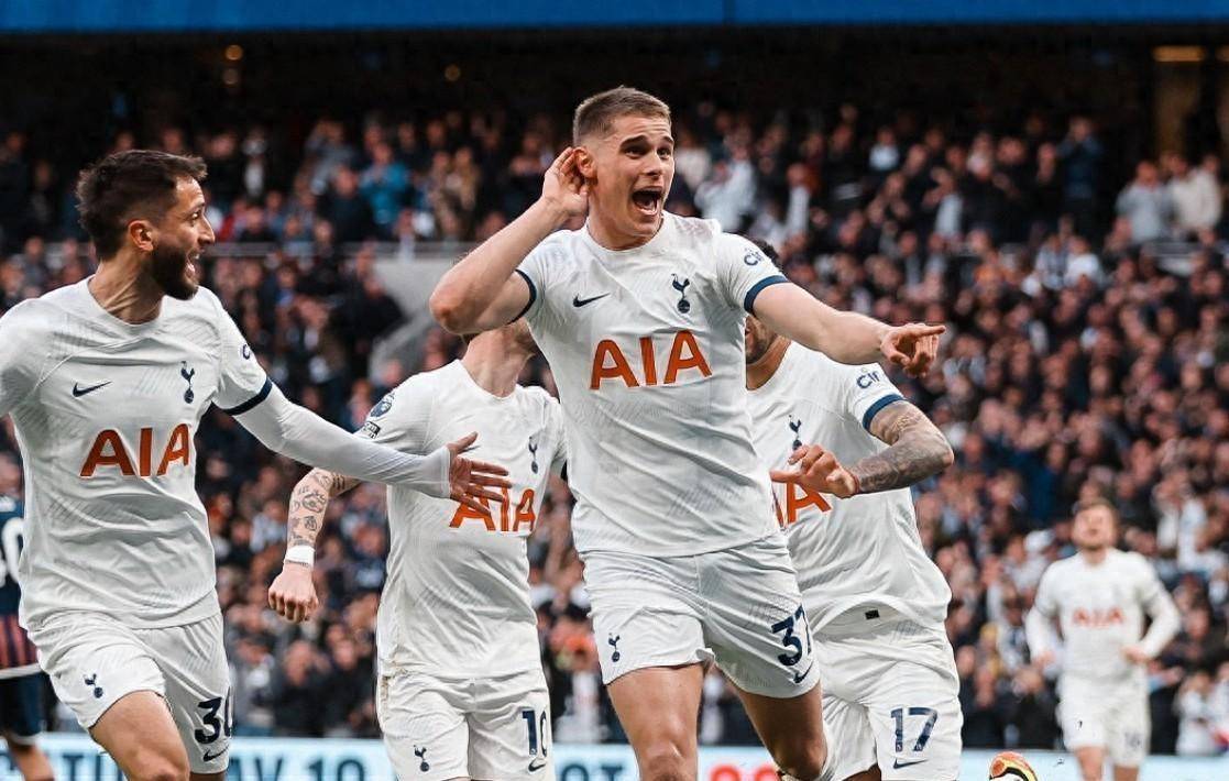 热刺主场全取三分,稳居积分榜前列的简单介绍 热刺主场全取三分,稳居积分榜前列的简单介绍