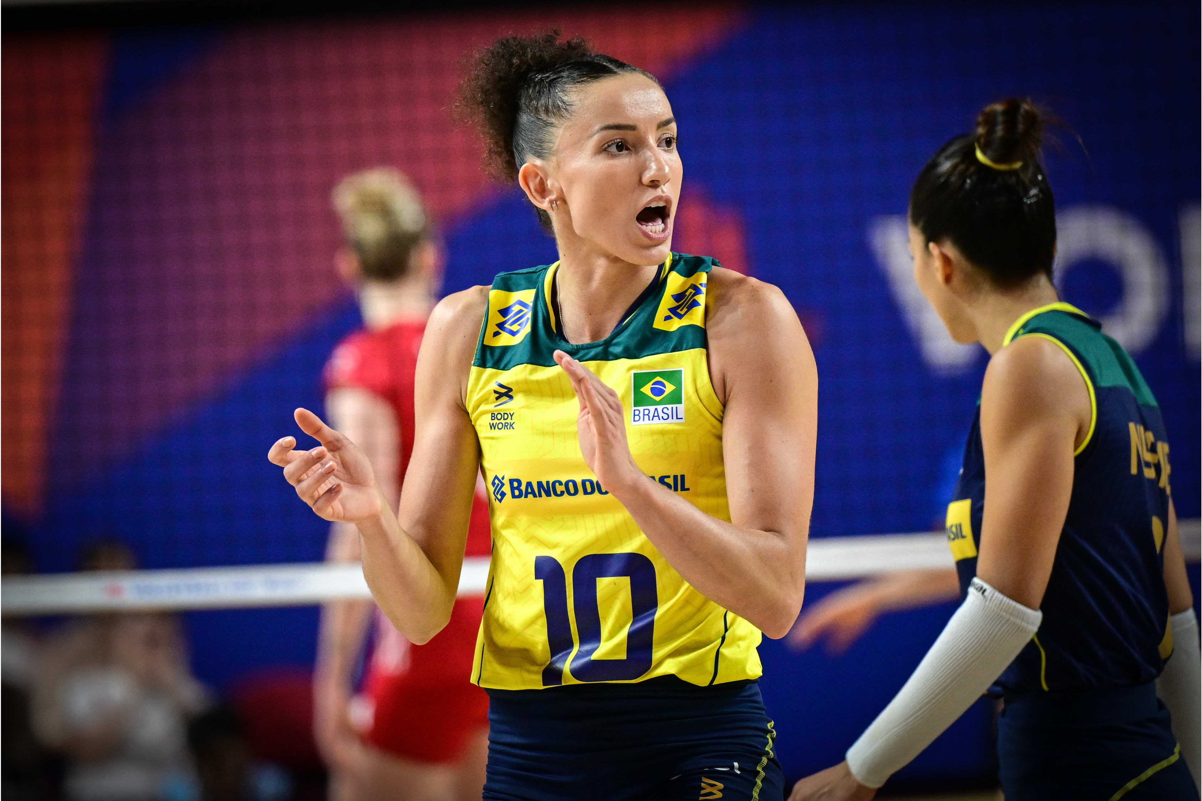 巴西女排实现三连胜，实力强劲的简单介绍