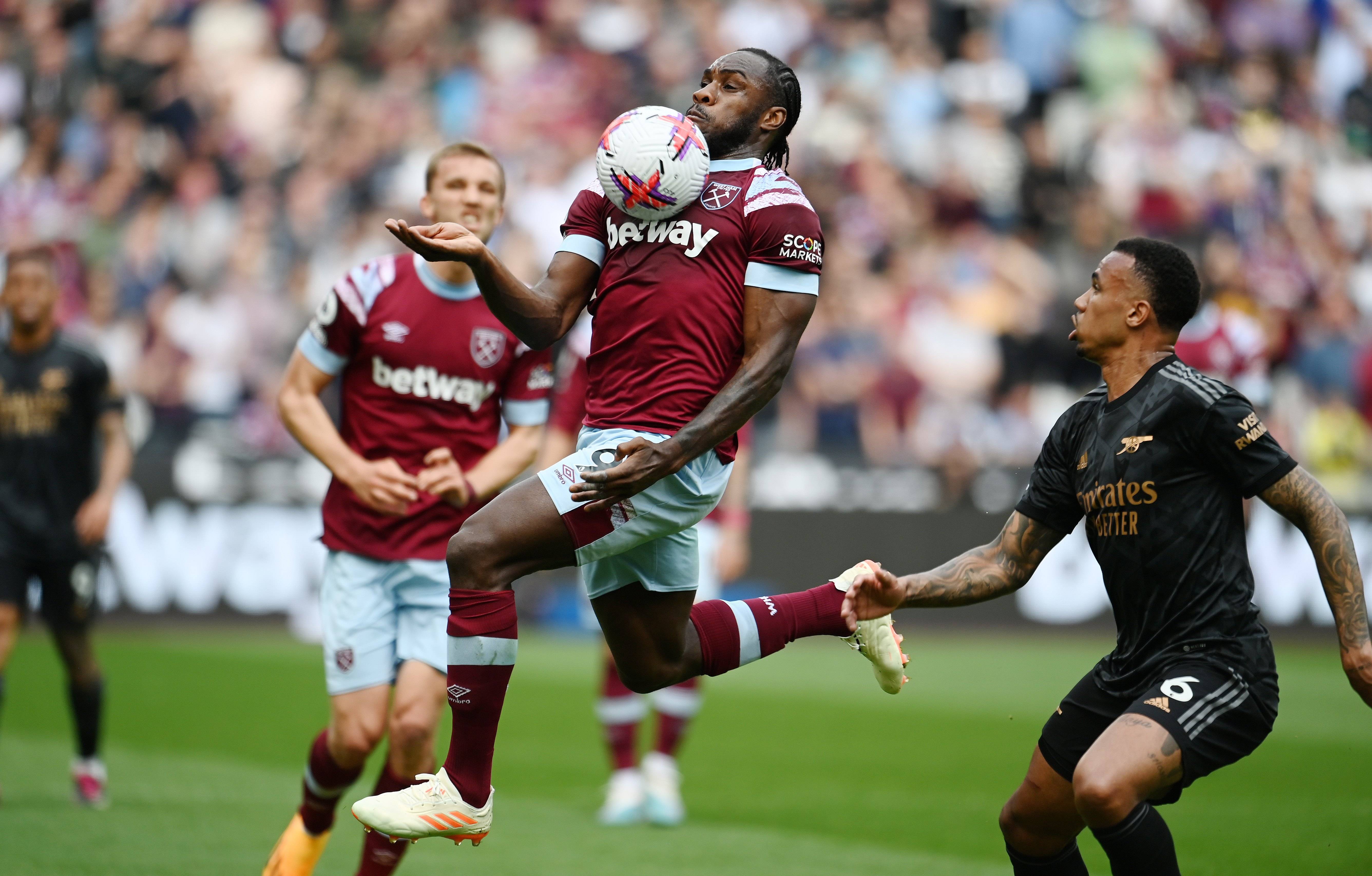 开云体育入口-西汉姆联主场小胜对手，全队战术变化领先对手的简单介绍