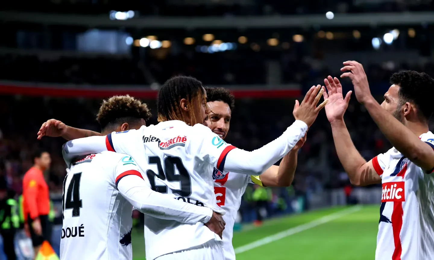 开云体育中国-包含巴黎-险胜丹麦哥本哈根，小组出线未掉以轻心的词条