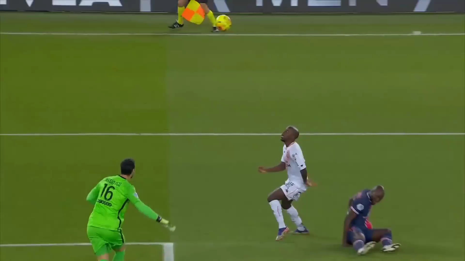 法国巴黎主动,豪取三分 法国巴黎主动,豪取三分