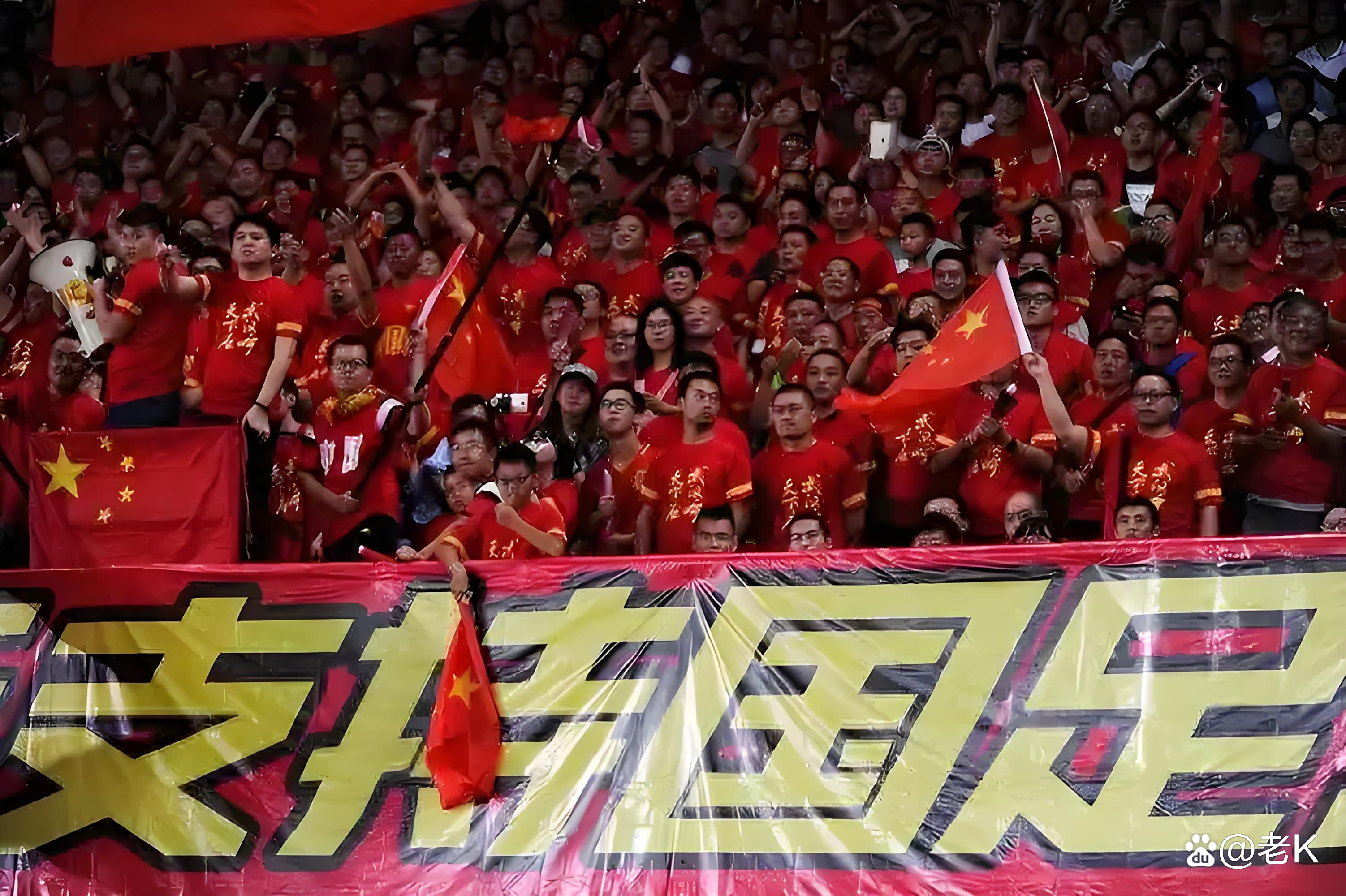 足球赛事中国家队战胜对手成功退赛