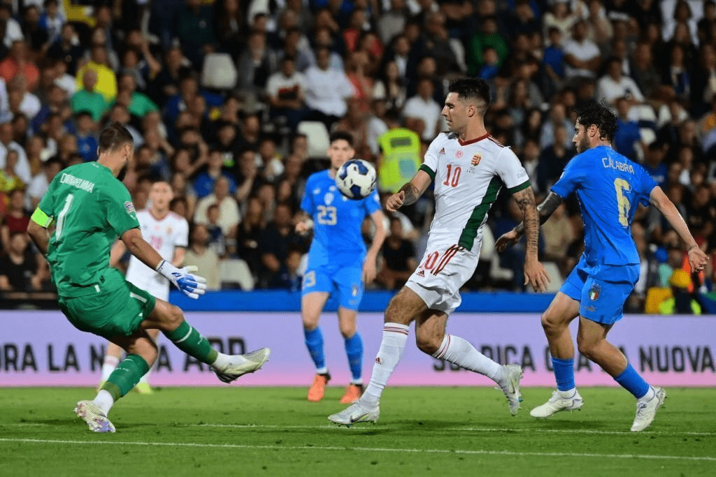 英格兰战术灵活,成功战胜强敌 英格兰战术灵活,成功战胜强敌