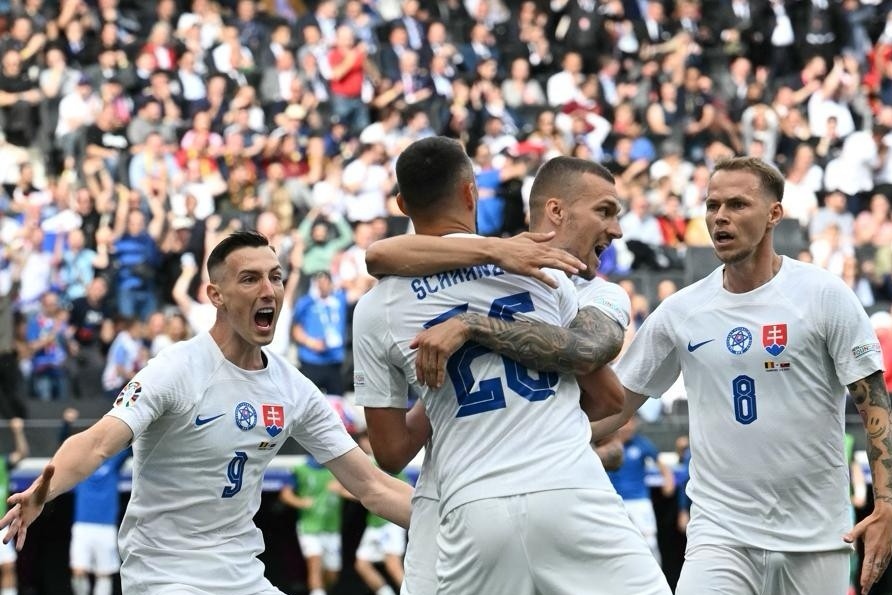 包含斯洛伐克队击败对手,赢得欧洲杯资格的词条 包含斯洛伐克队击败对手,赢得欧洲杯资格的词条