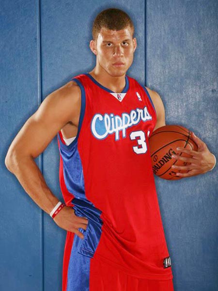 开云下载-火箭队新秀获得本赛季最佳新秀称号