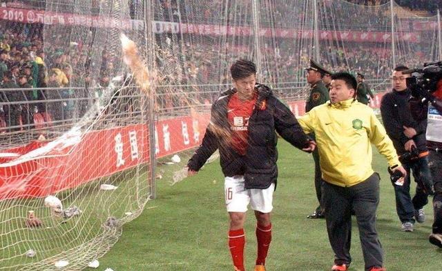 泰达主场不敌恒大，再遭连败排名节节倒退的简单介绍