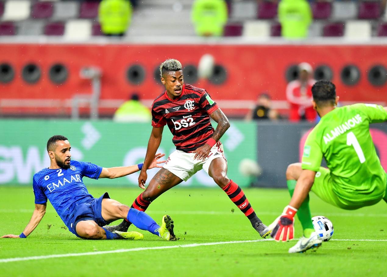 包含拜仁慕尼黑大胜切尔西，轻松晋级淘汰赛的词条