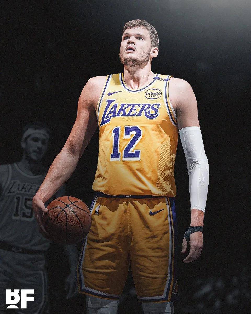 开云下载-关于爵士主场力克湖人，戈贝尔震慑内线的信息