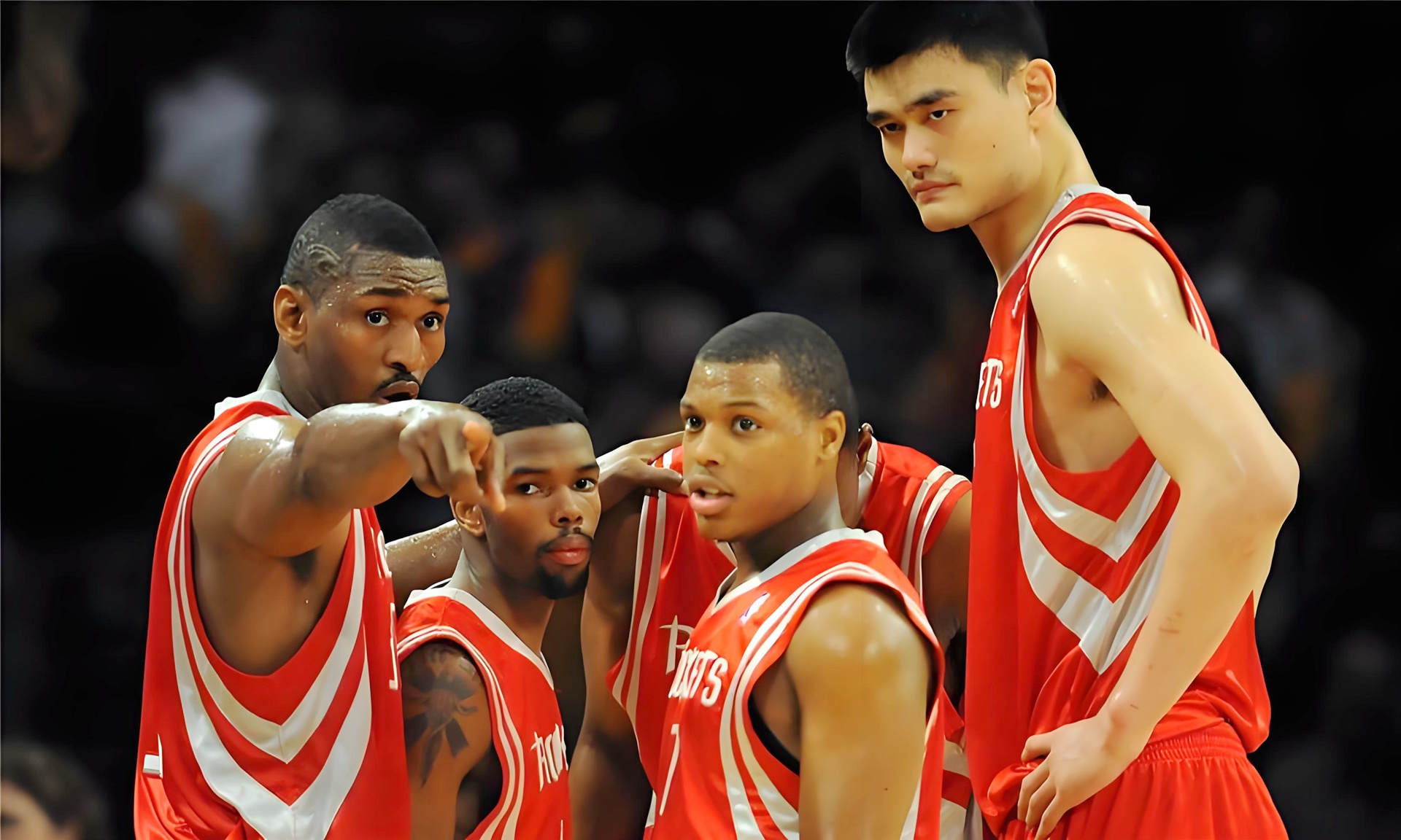 开云下载-关于NBA新季揭幕赛鸣锣开启，球迷热情高涨的信息