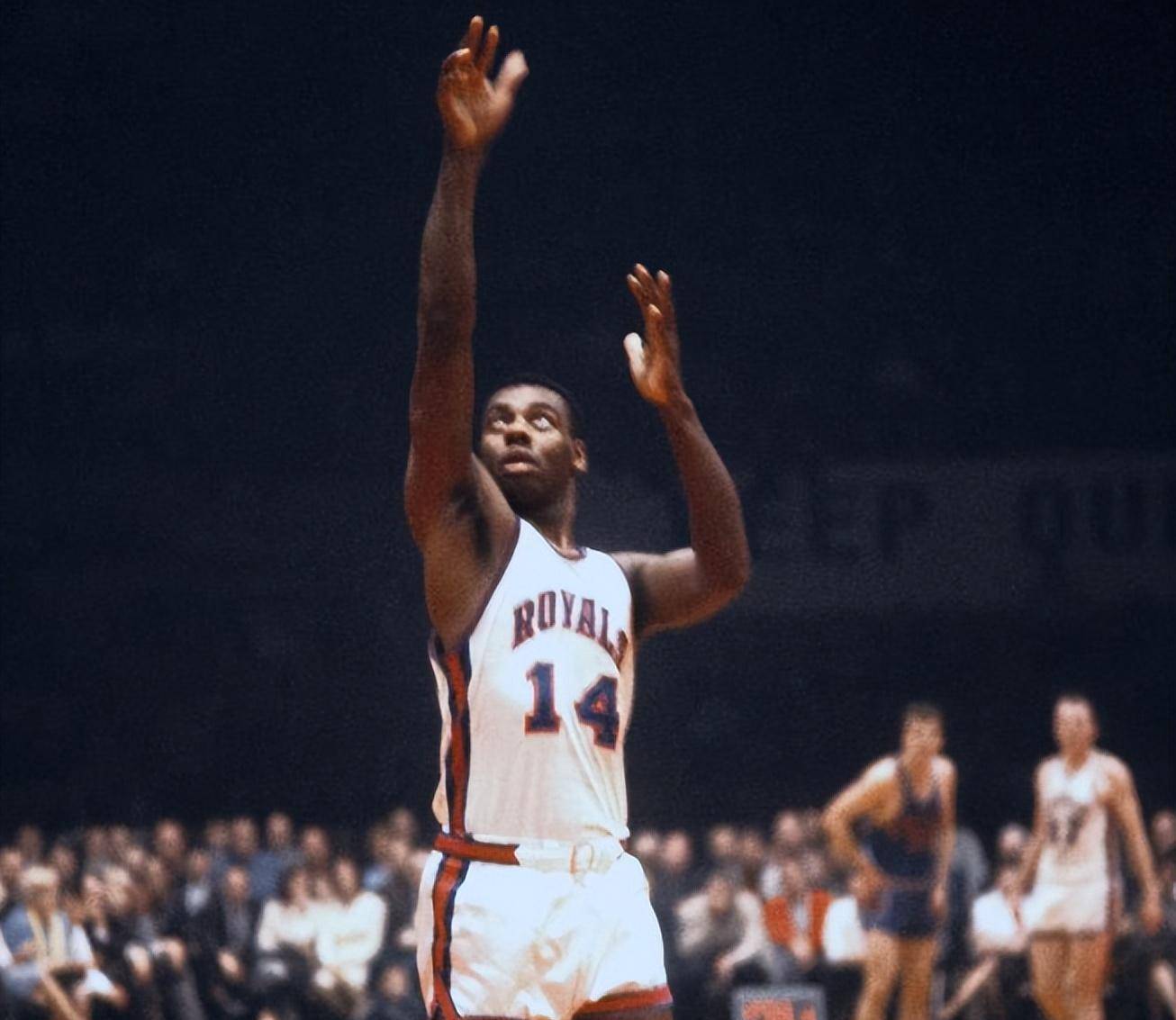 年轻球员快速崛起，成为球队重要得分点的简单介绍