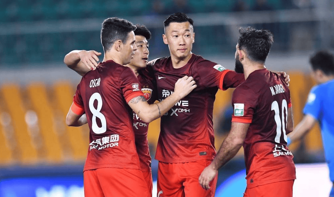 开云体育-包含上港客场逆转恒大，保持不败纪录继续领跑的词条