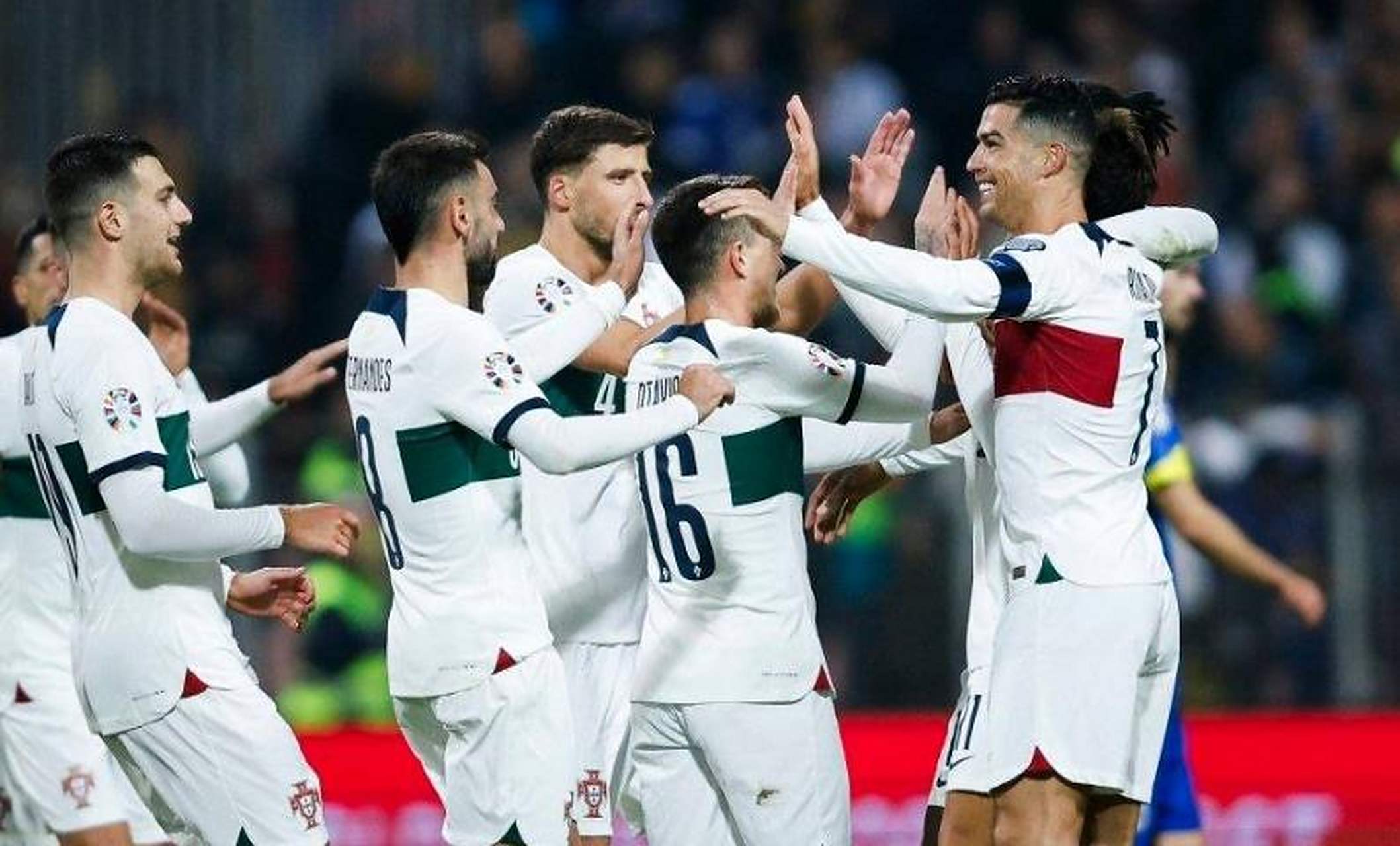 波黑队在欧预赛中奋力拼搏,坚守信念的简单介绍 波黑队在欧预赛中奋力拼搏,坚守信念的简单介绍