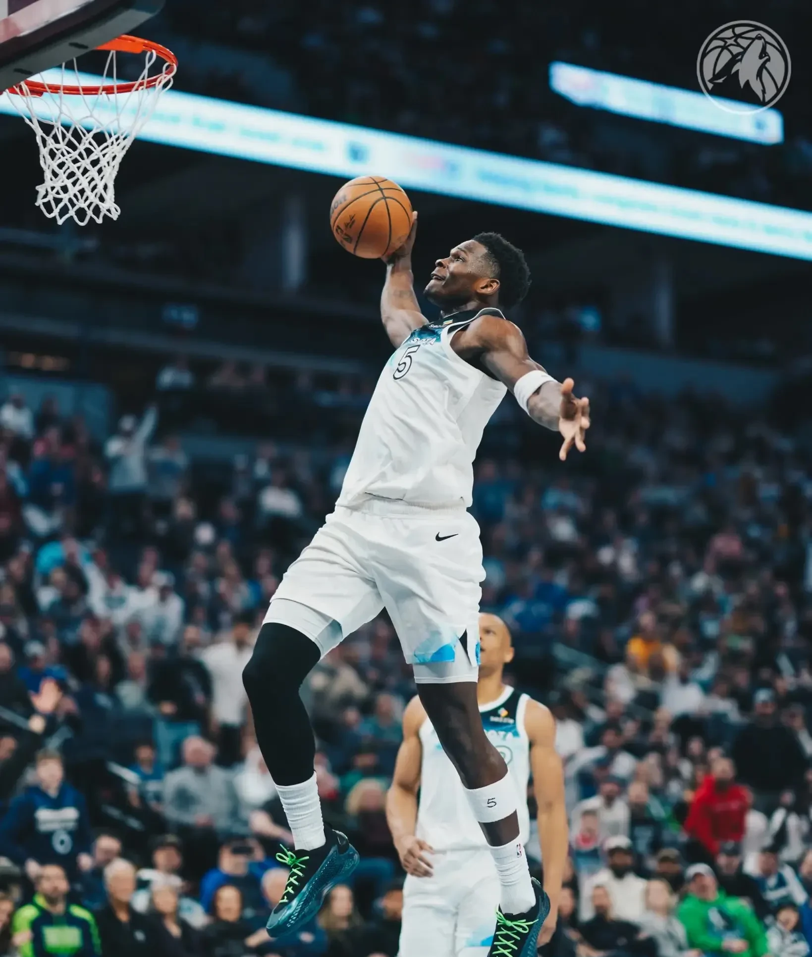 森林狼全队进攻火力全开，赢得比赛