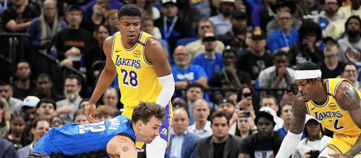 篮网B队血洗湖人，贝弗利关键制胜的简单介绍