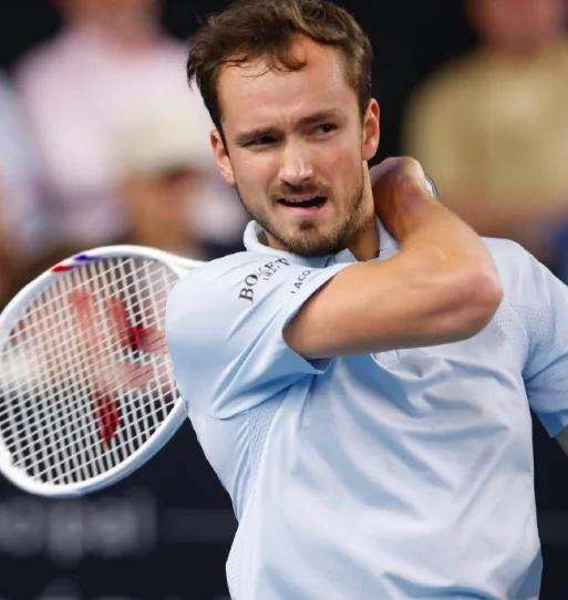 包含日本网球队鏖战澳大利亚网球队,梅德韦杰夫送出助攻的词条 包含日本网球队鏖战澳大利亚网球队,梅德韦杰夫送出助攻的词条